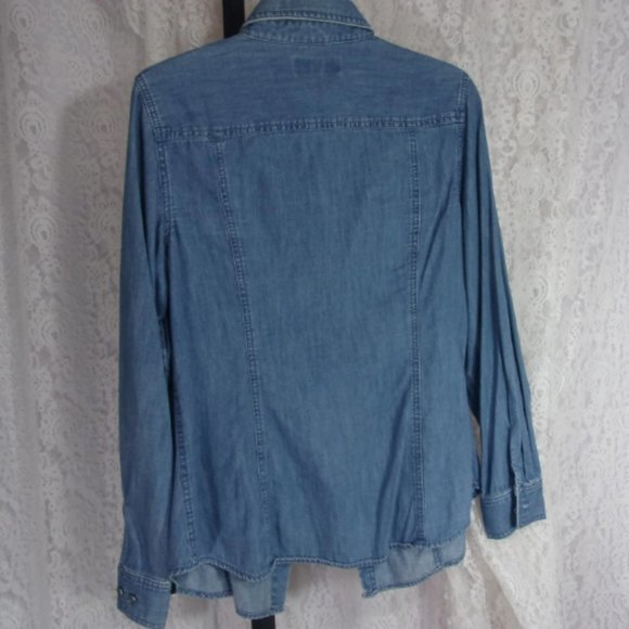 Jones New York Classic Blue Chambray Button Front Shirt Blouse Size Large - Picture 4 of 4